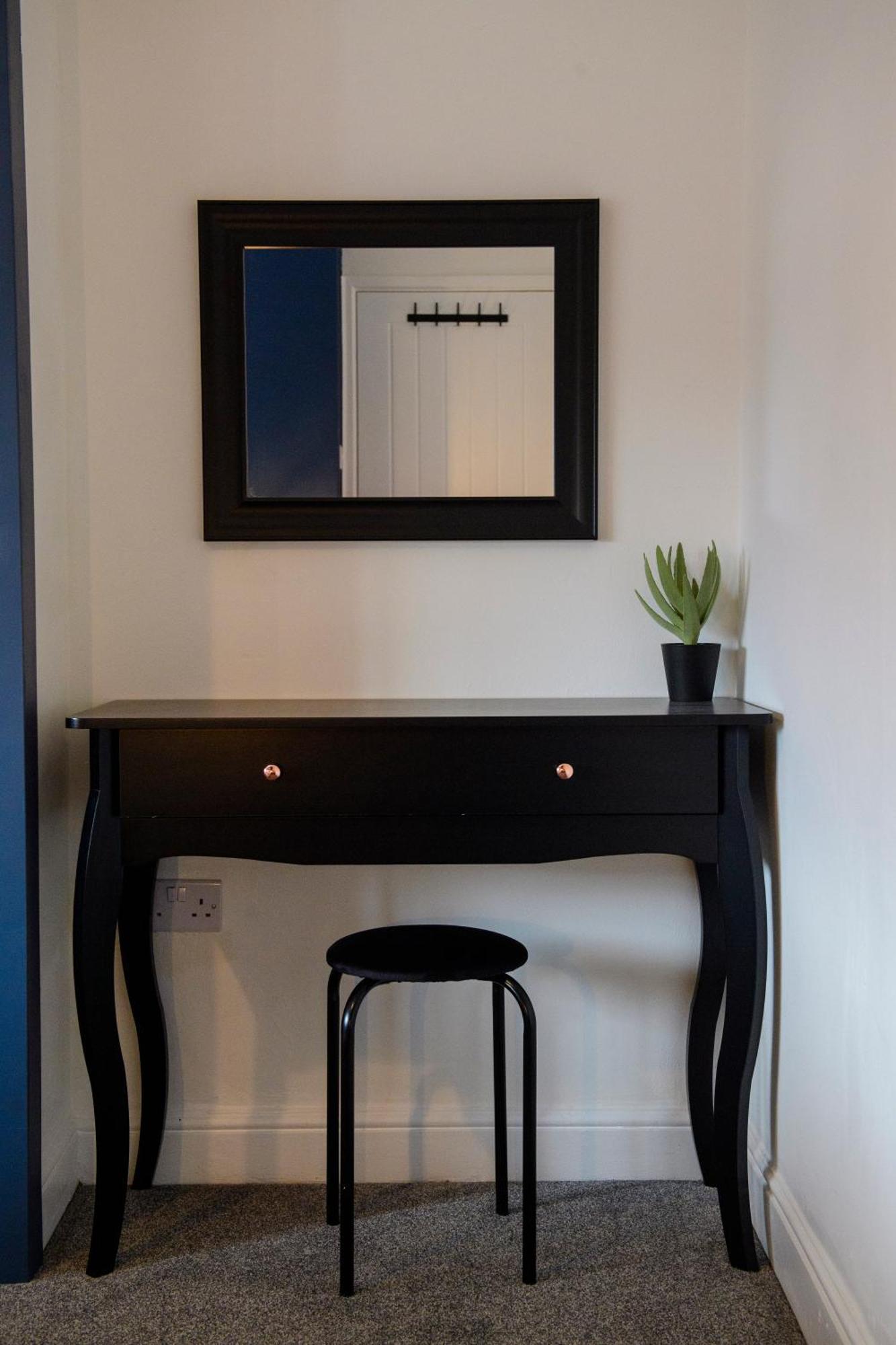 Stunning House - Sleeps 7 - 5 Mins Walk To Lincoln High Street - Parking - Wifi Villa Luaran gambar