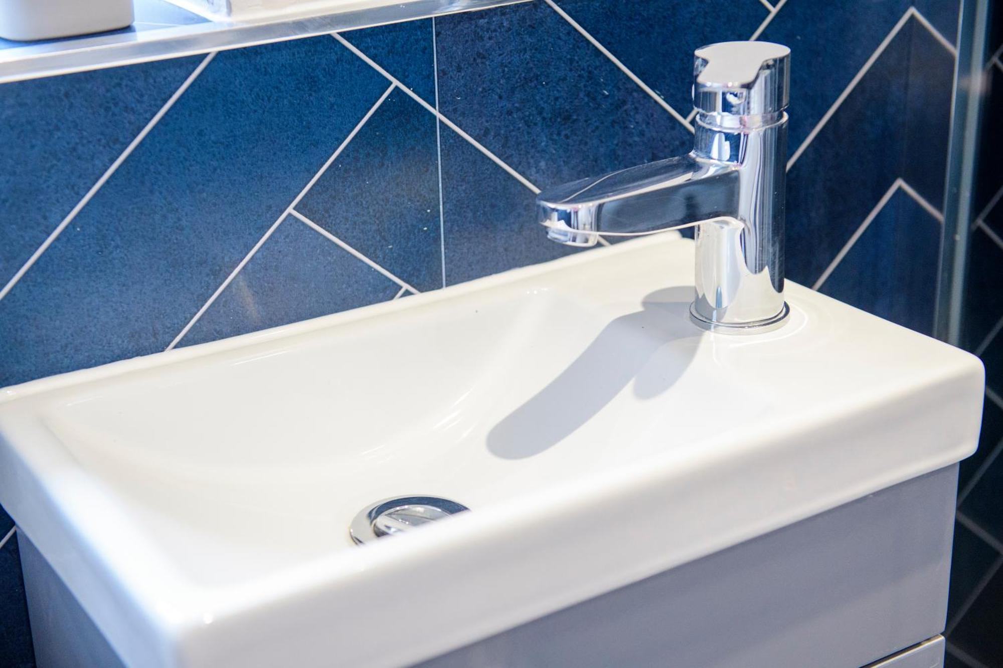 Stunning House - Sleeps 7 - 5 Mins Walk To Lincoln High Street - Parking - Wifi Villa Luaran gambar
