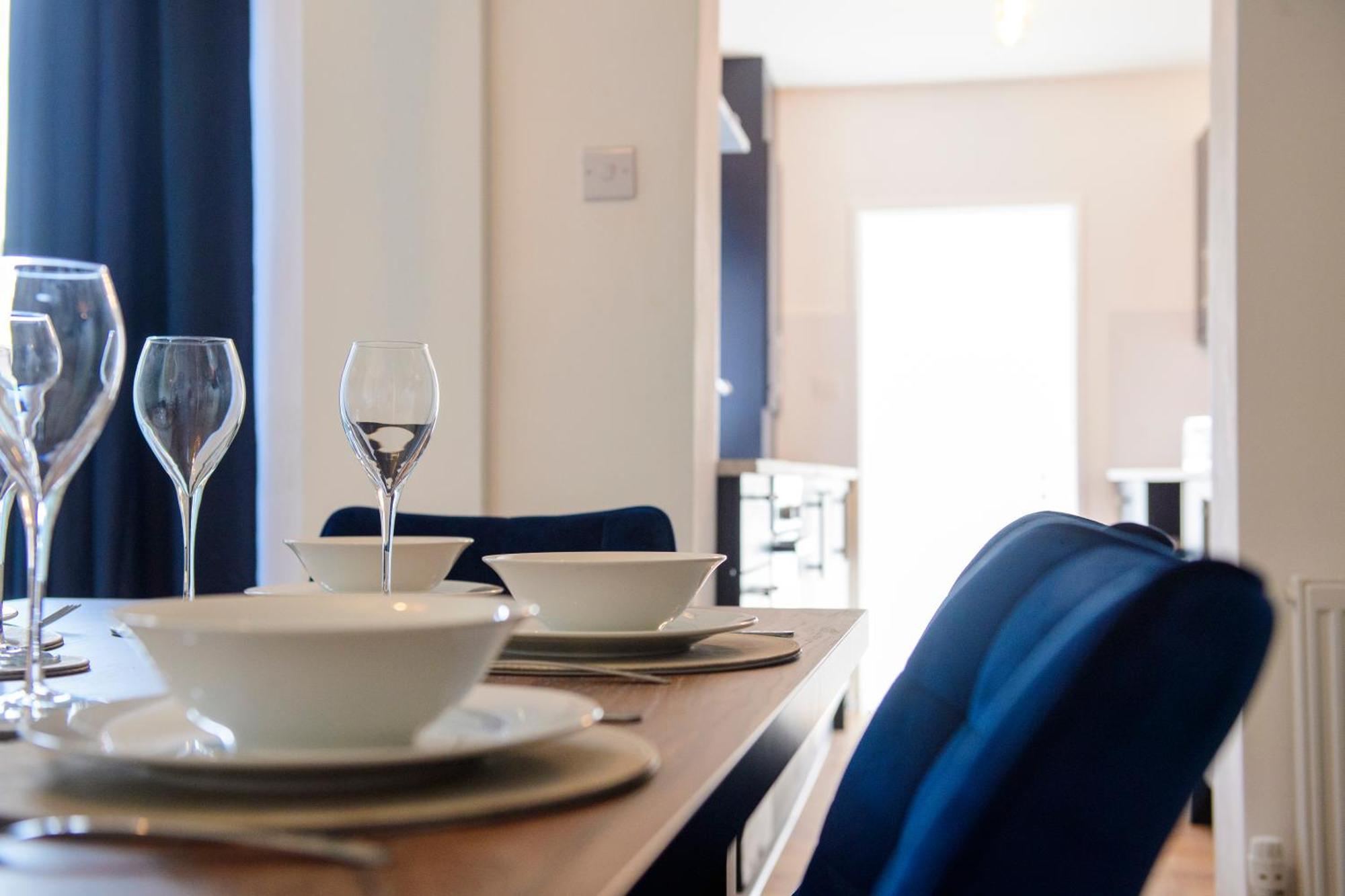 Stunning House - Sleeps 7 - 5 Mins Walk To Lincoln High Street - Parking - Wifi Villa Luaran gambar